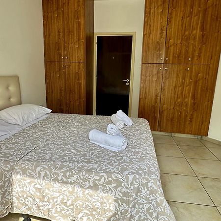 Private Room In Shared Flat Nikosia Eksteriør bilde