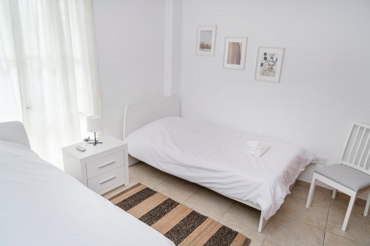 Private Room In Shared Flat Nikosia Eksteriør bilde